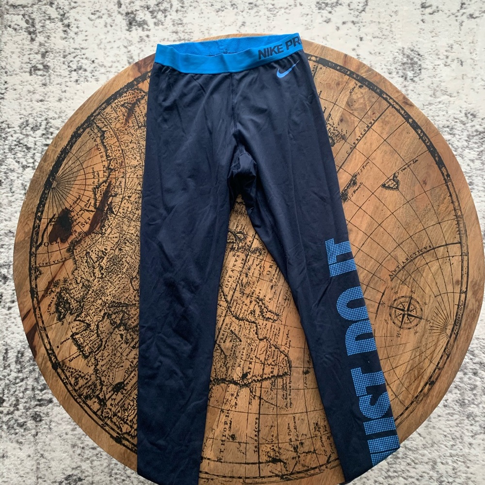 Nike leggings